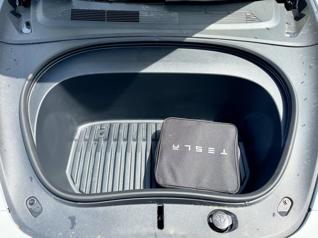 Used 2025 Tesla Model 3 Long Range RWD image 32