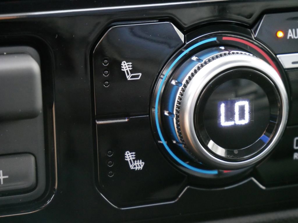 New 2025 GMC Sierra 3500 SLE w/ SLE Convenience Package image 21