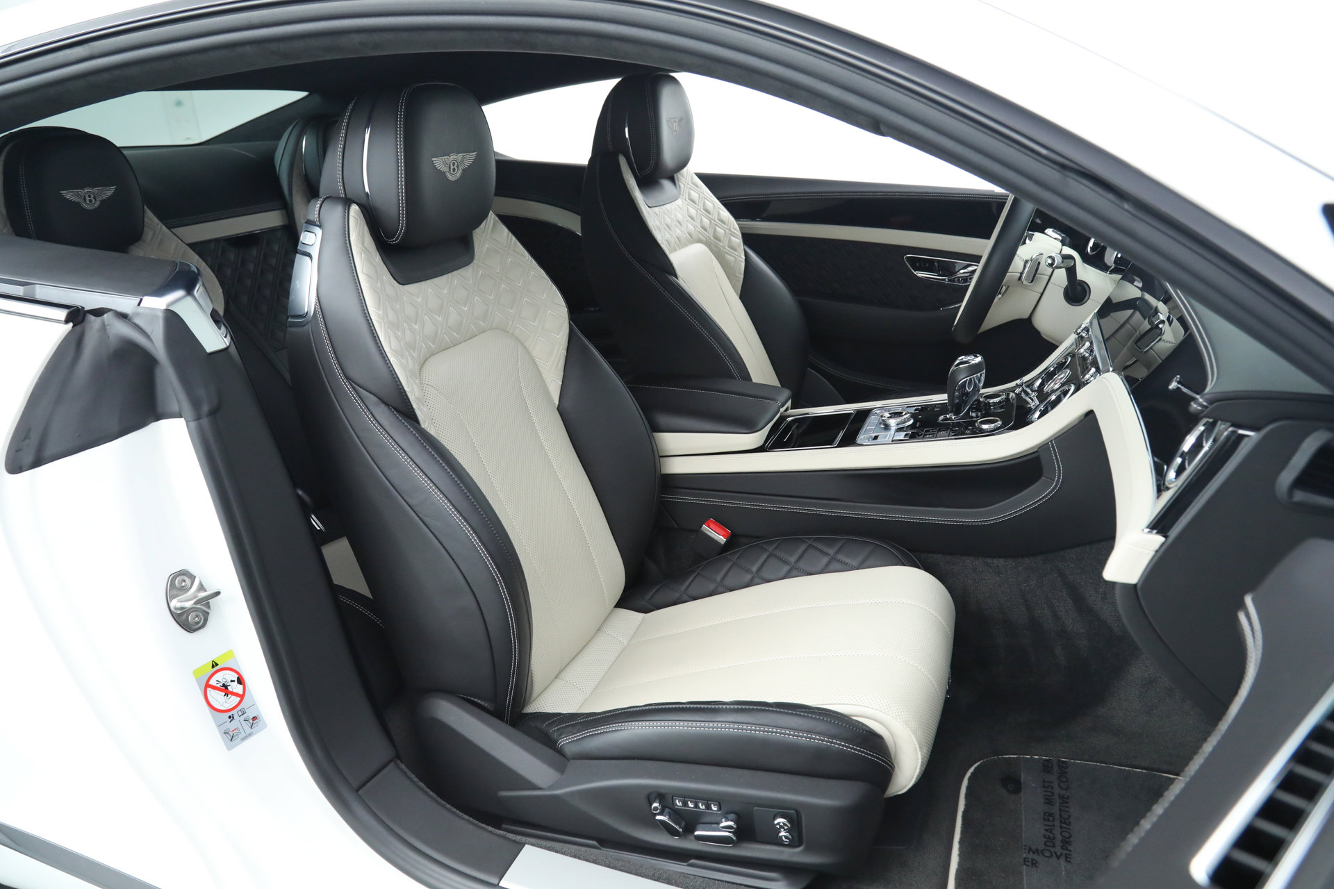 Used 2021 Bentley Continental GT V8 image 15