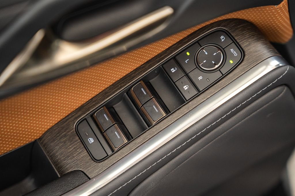 Used 2025 Lexus GX 550 w/ Cold Area Package image 46