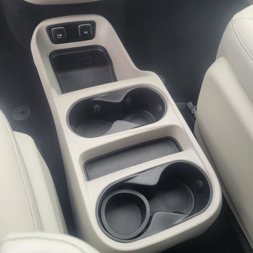 Used 2017 Chrysler Pacifica Touring Plus image 26