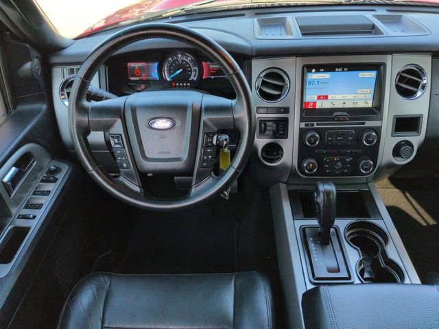 Used 2016 Ford Expedition EL XLT w/ Equipment Group 202A RWD image 19