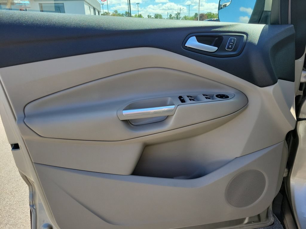 Certified 2018 Ford Escape SE AWD/4WD image 15