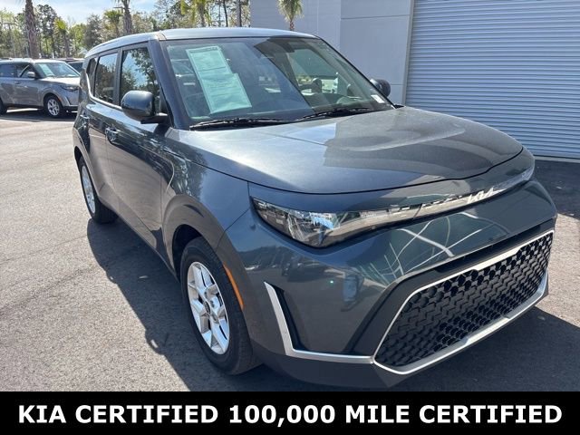 Certified 2025 Kia Soul LX image 3