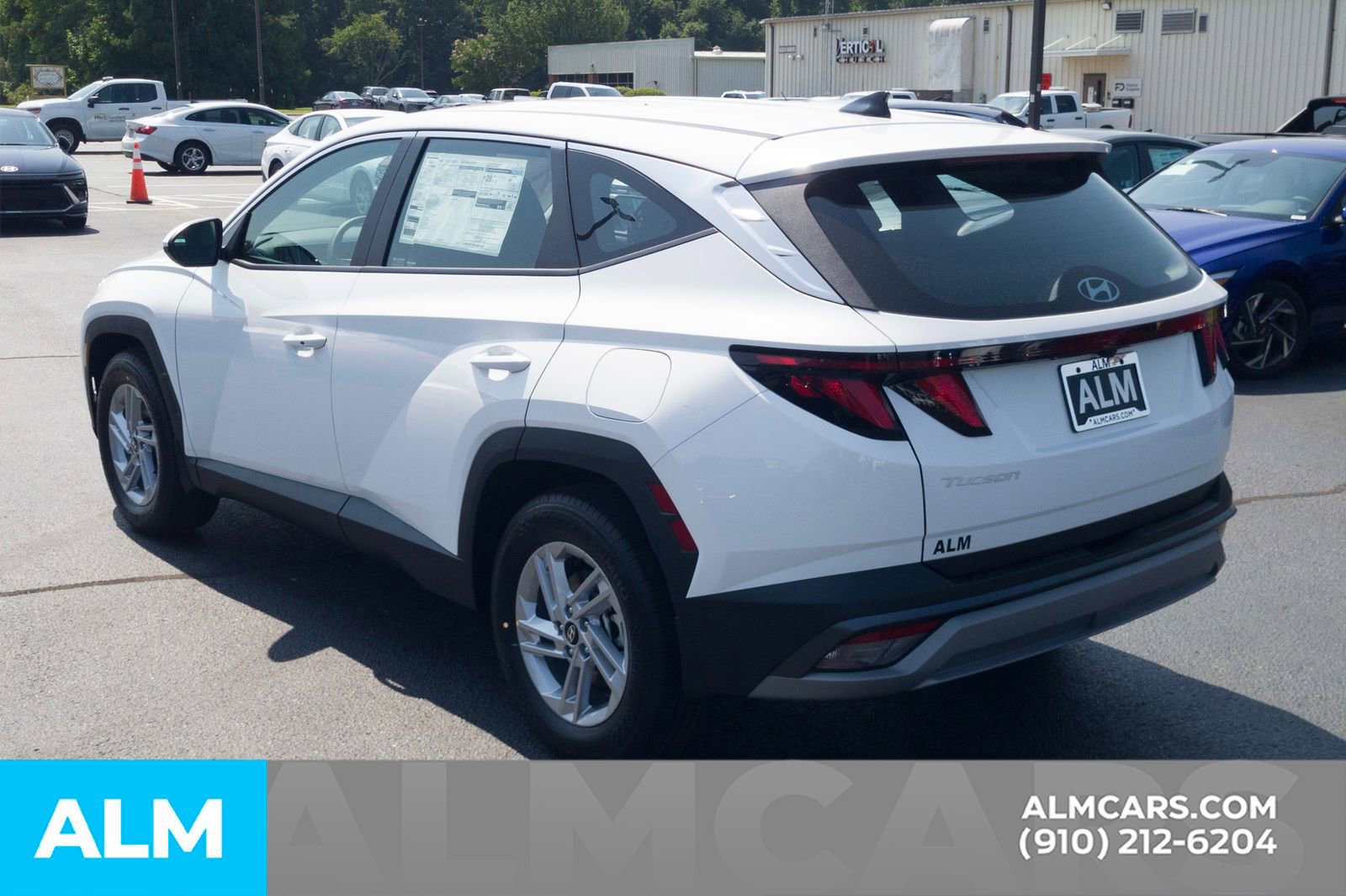 Used 2025 Hyundai Tucson SE image 10