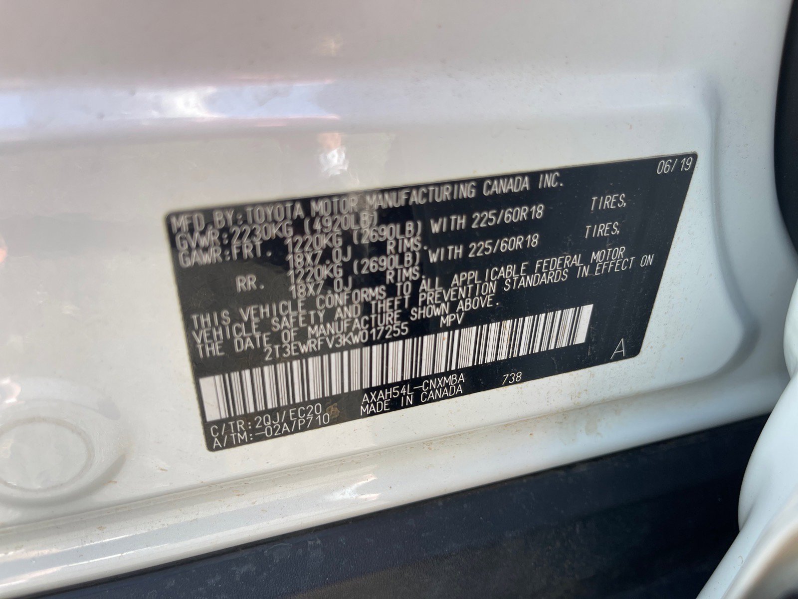 Used 2019 Toyota RAV4 XSE w/ XSE Weather Package AWD/4WD image 11