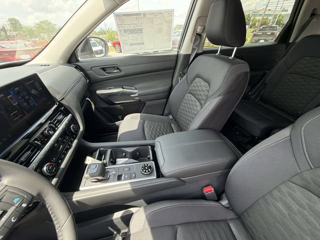 New 2026 Nissan Pathfinder SV AWD/4WD image 17