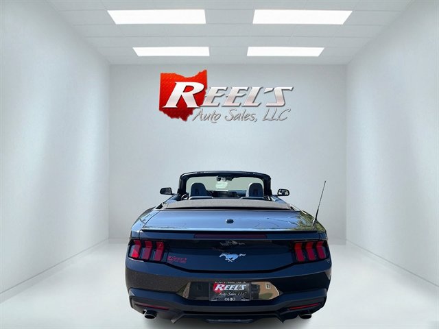 Used 2024 Ford Mustang Premium RWD image 27