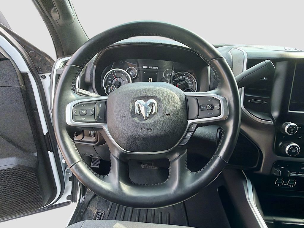 Used 2024 RAM 2500 Big Horn AWD/4WD image 34