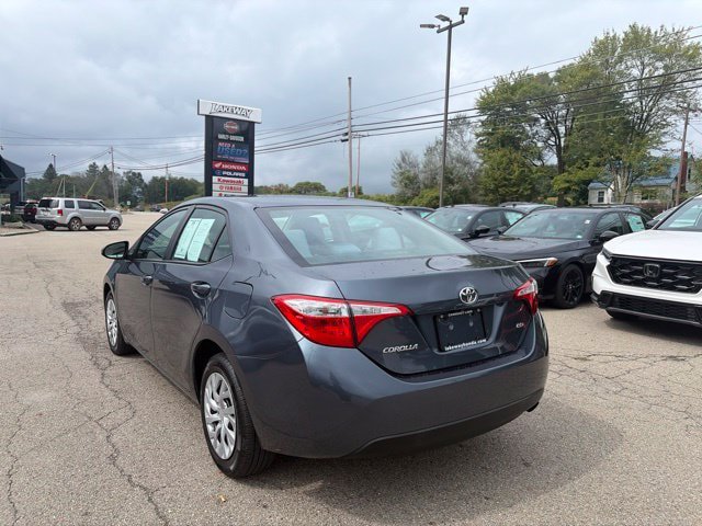 Used 2016 Toyota Corolla LE FWD image 4