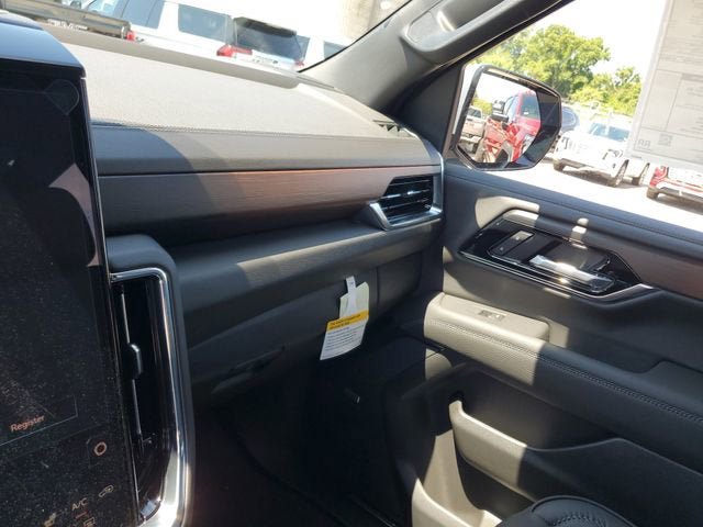 New 2026 GMC Yukon Denali w/ Denali Reserve Package AWD/4WD image 25