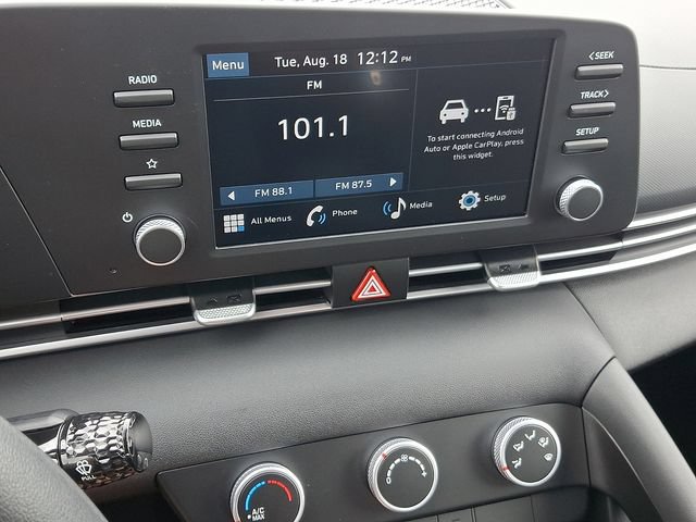 New 2026 Hyundai Elantra SE FWD image 15