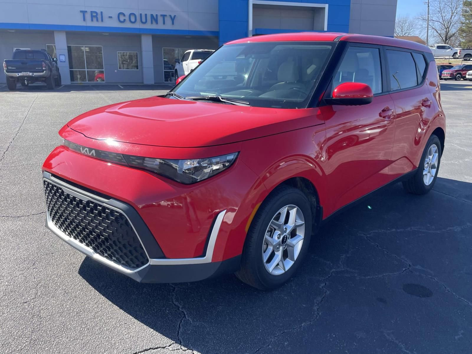 Used 2023 Kia Soul LX w/ LX Technology Package image 7