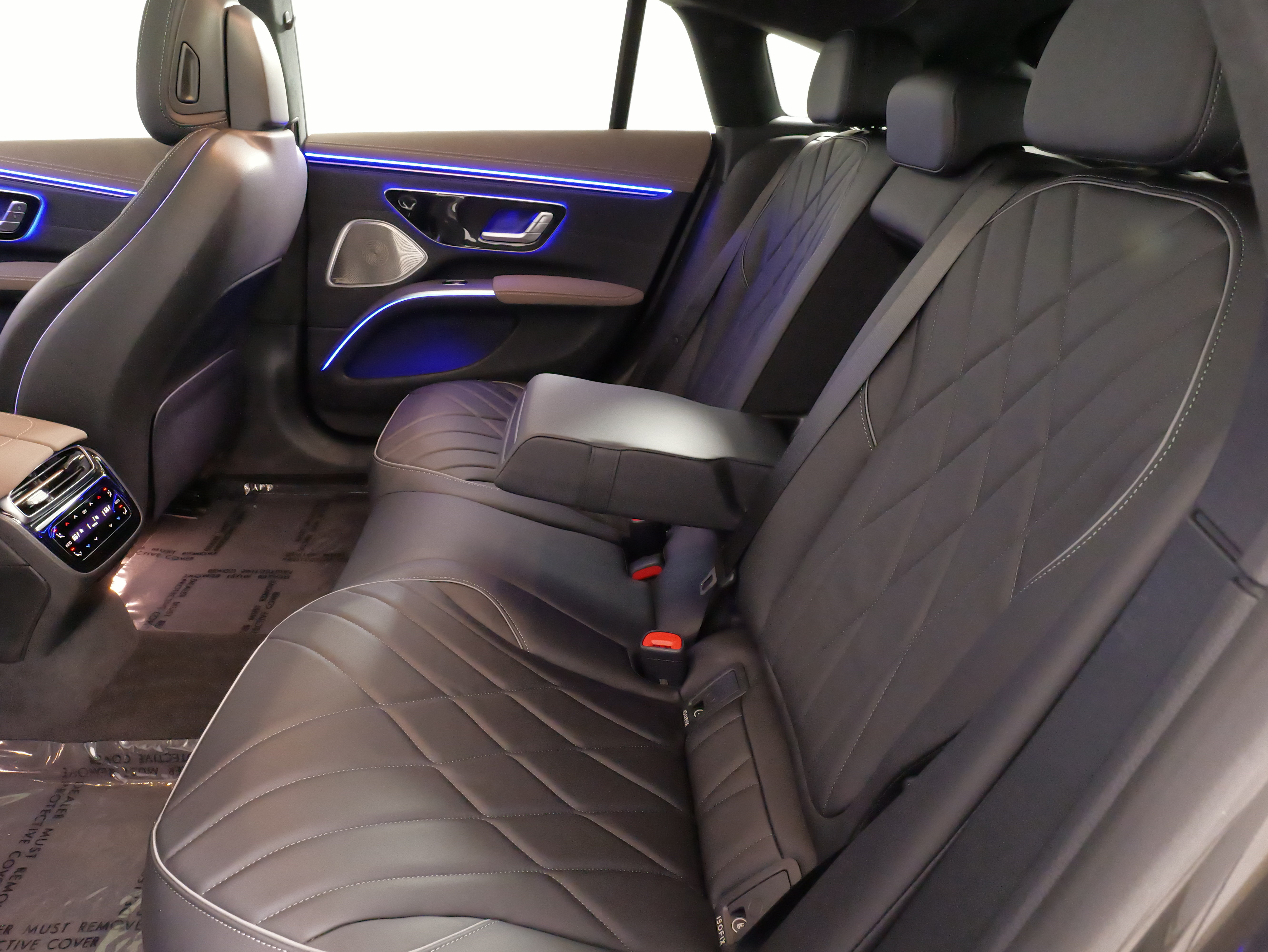 Used 2023 Mercedes-Benz EQS 580 4MATIC Sedan image 39