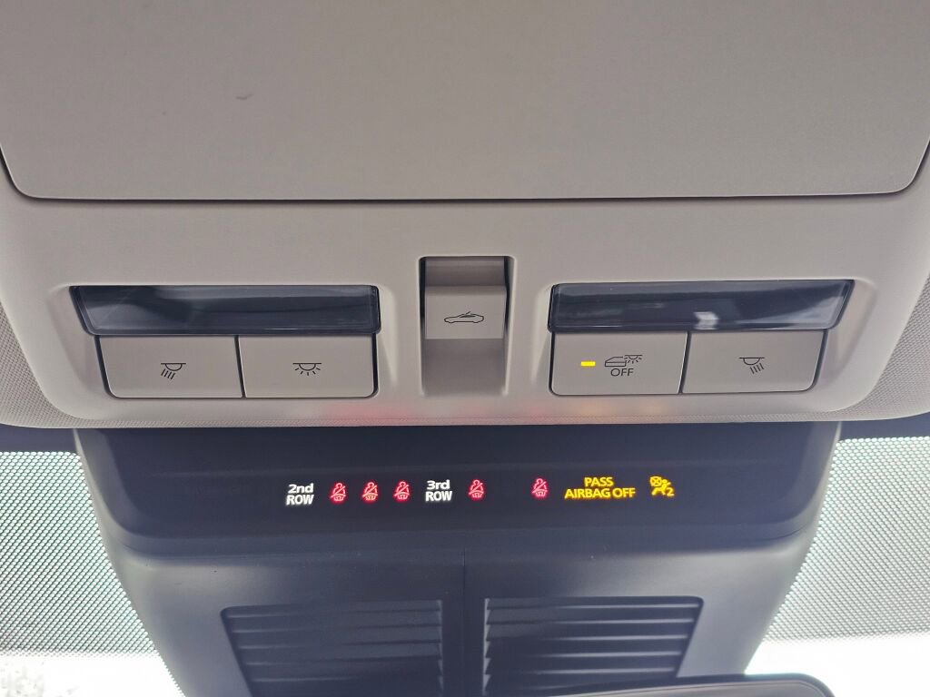 New 2026 MAZDA CX-90 Plug-In Hybrid w/ Preferred image 18