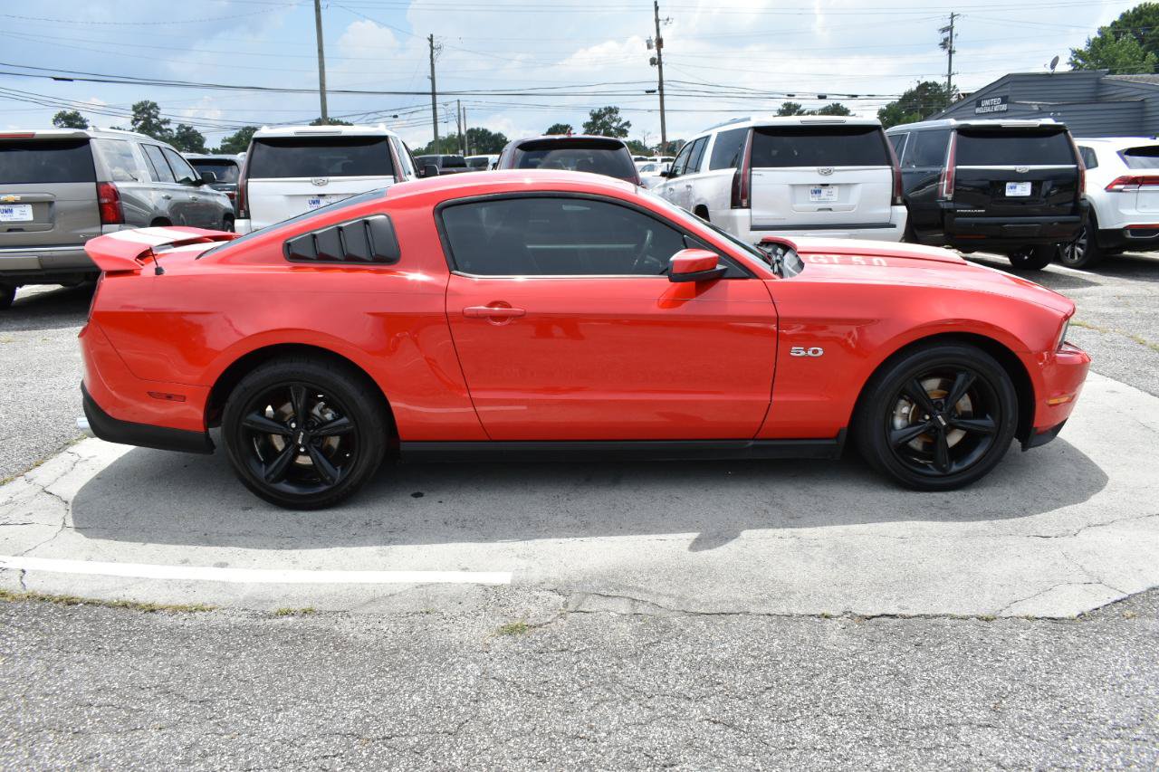 Used 2011 Ford Mustang GT RWD image 5