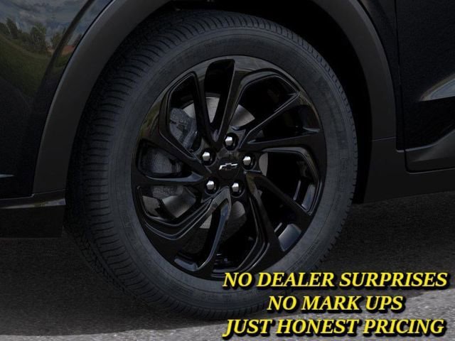 New 2027 Chevrolet Bolt RS FWD image 9
