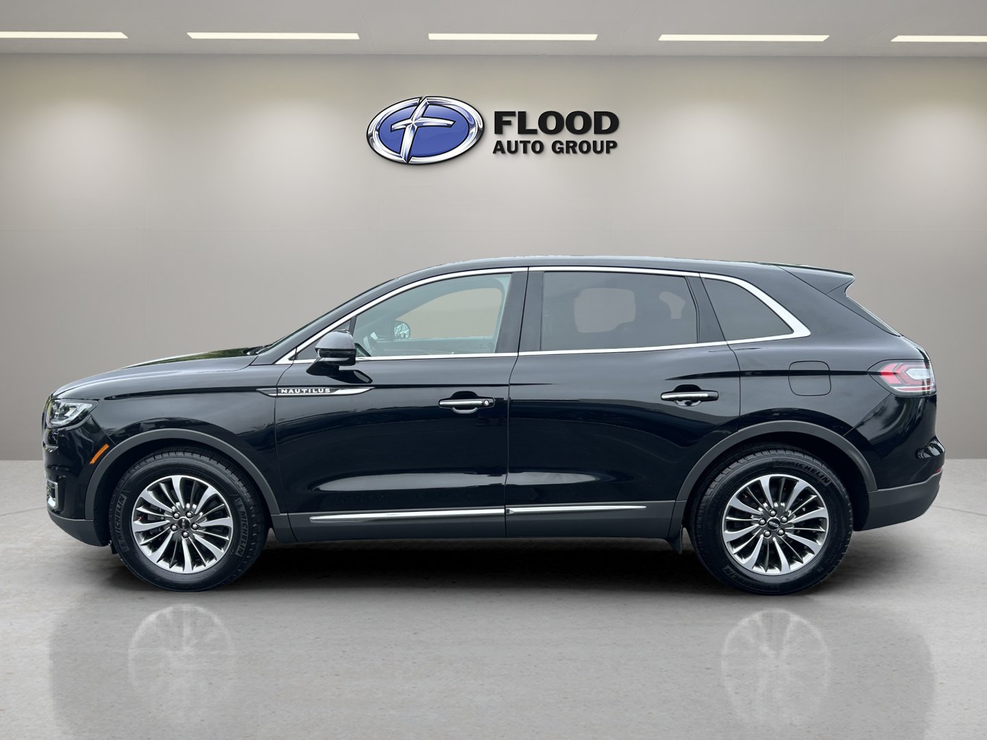 Used 2020 Lincoln Nautilus Reserve AWD/4WD image 5