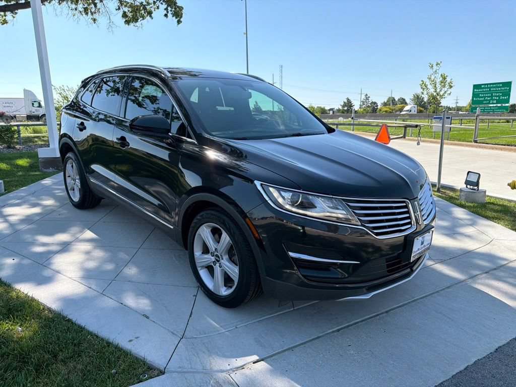 Used 2015 Lincoln MKC FWD image 2