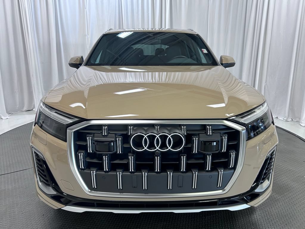 Used 2025 Audi Q7 3.0T Premium AWD/4WD image 27
