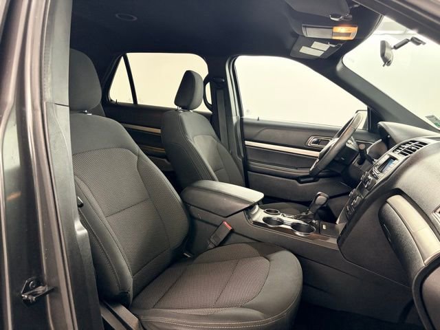 Used 2014 Ford Explorer XLT w/ Equipment Group 201A image 12