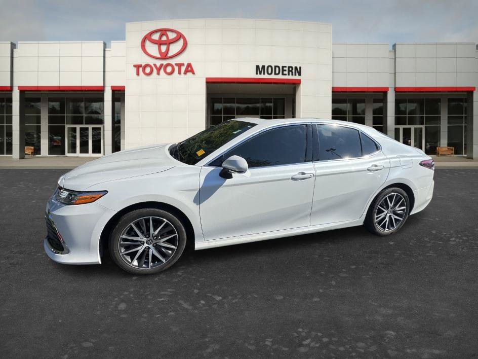Used 2023 Toyota Camry XLE w/ Navigation Package FWD image 22
