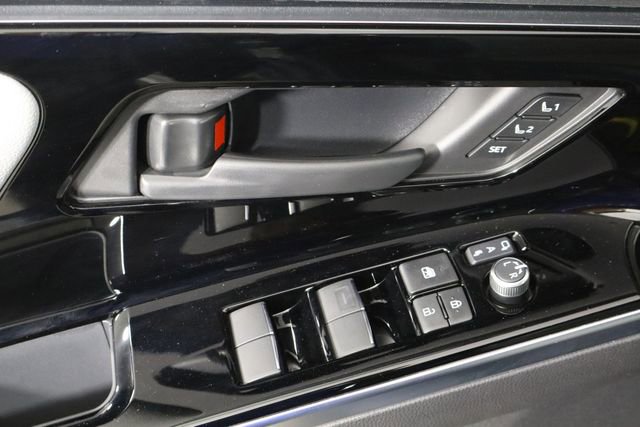 Used 2023 Subaru Solterra AWD image 22