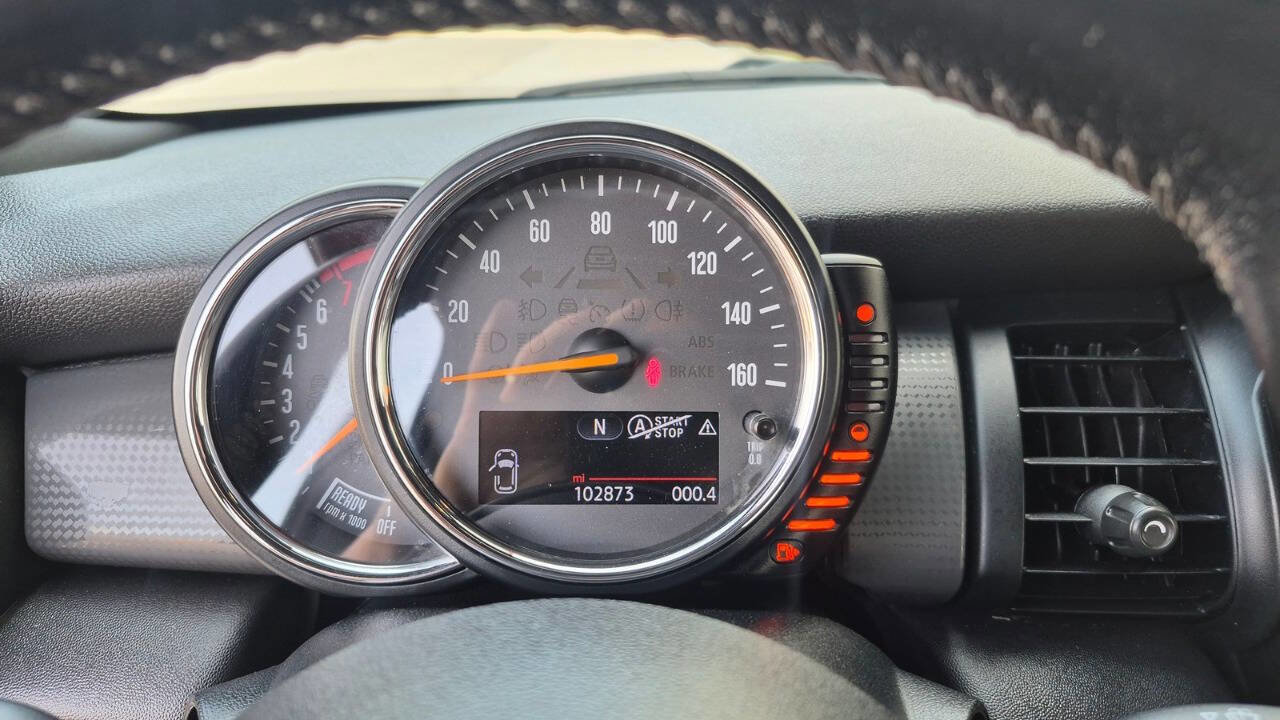 Used 2015 MINI Cooper 2-Door Hardtop image 34