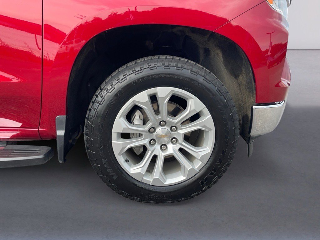 Used 2023 Chevrolet Silverado 1500 LTZ image 9
