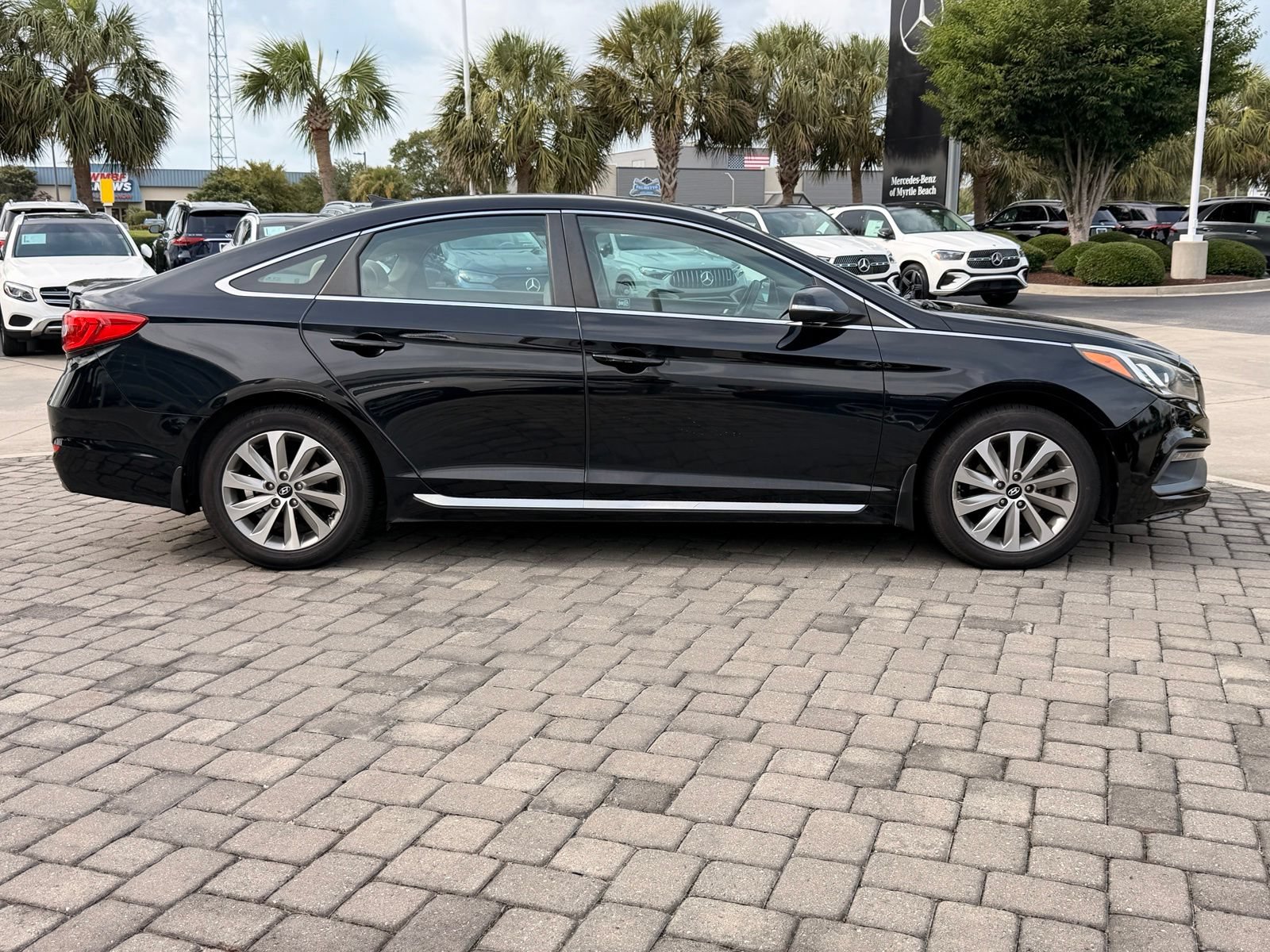 Used 2017 Hyundai Sonata Sport FWD image 7