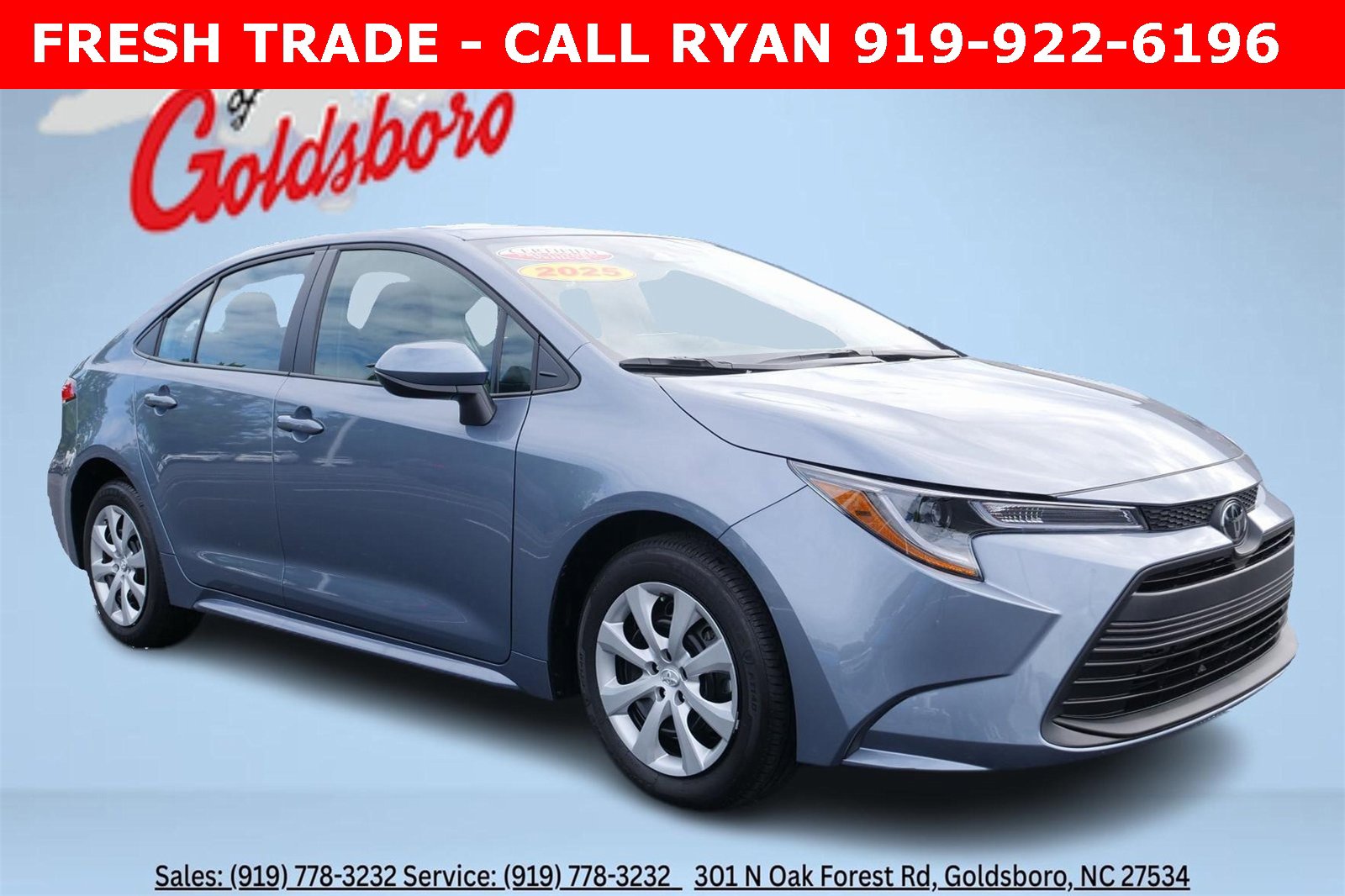 Used 2025 Toyota Corolla LE image 1