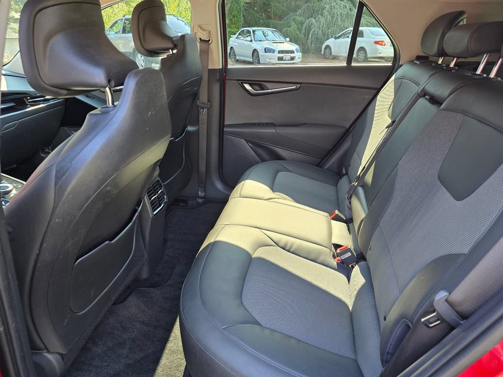 Certified 2023 Kia Niro Wind w/ Wind Preserve Package FWD image 10