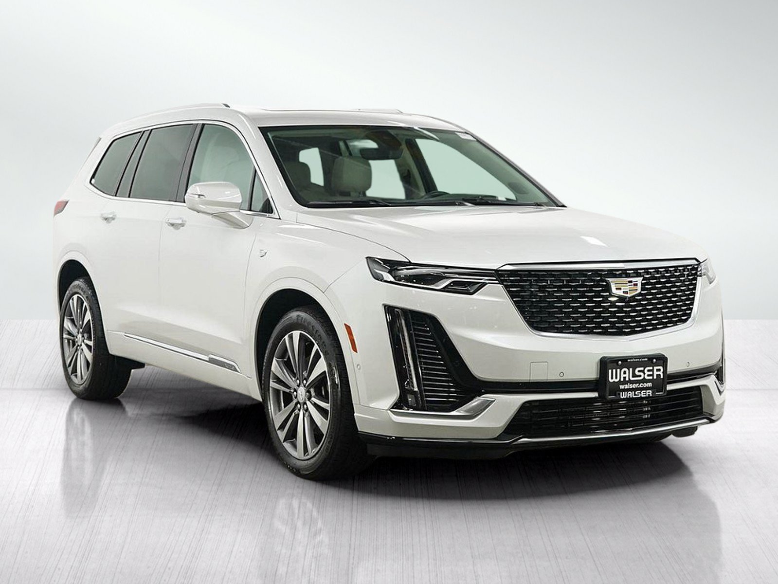 Used 2020 Cadillac XT6 Premium Luxury AWD/4WD image 7