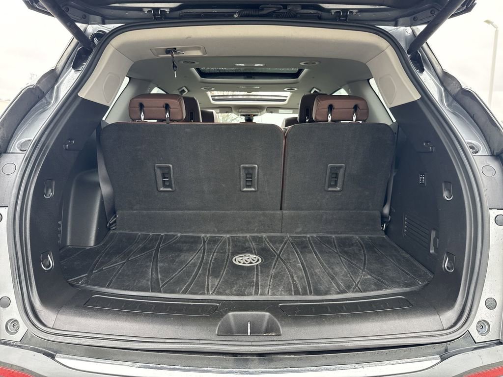 Used 2018 Buick Enclave Avenir w/ Avenir Technology Package image 20