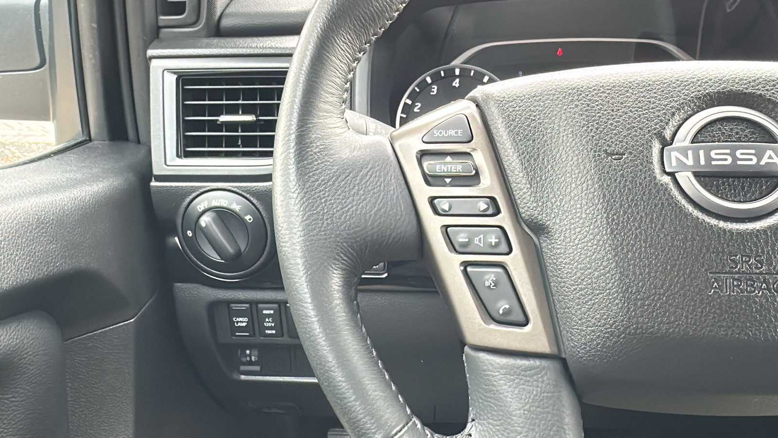 Certified 2024 Nissan Titan SV w/ SV Bronze Edition Package image 16