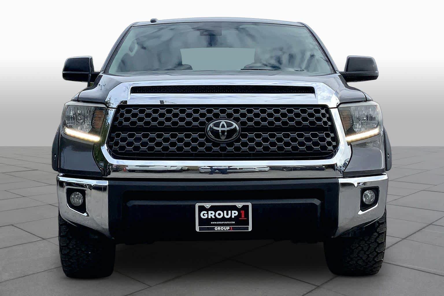 Used 2018 Toyota Tundra SR5 w/ SR5 Upgrade Package RWD image 4