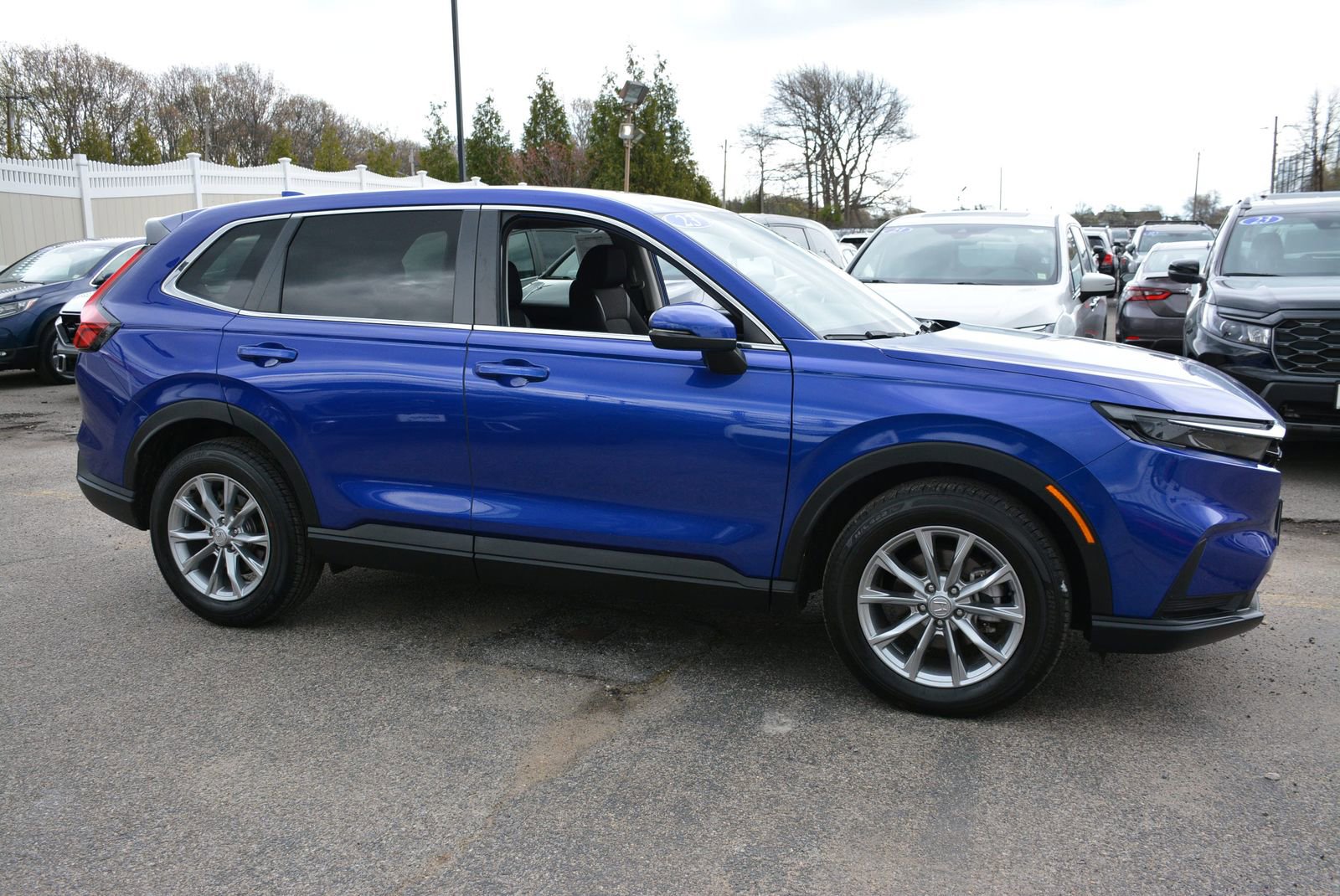 Used 2023 Honda CR-V EX image 5