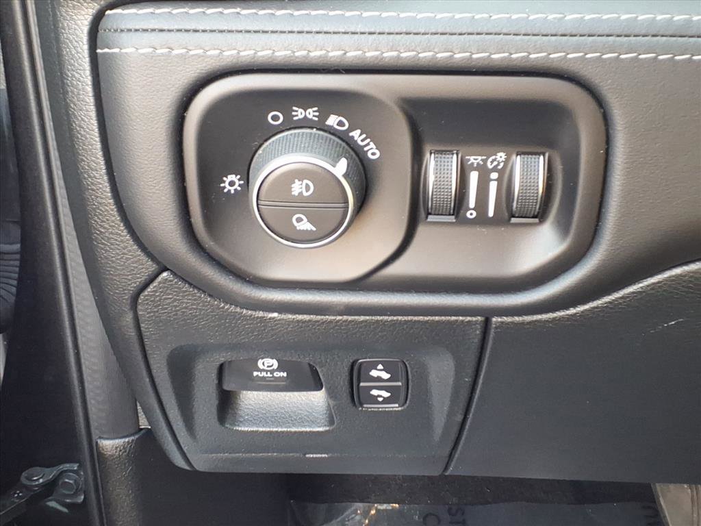Used 2024 RAM 1500 Limited image 20