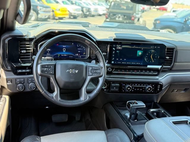 Used 2022 Chevrolet Silverado 1500 ZR2 w/ Technology Package AWD/4WD image 8
