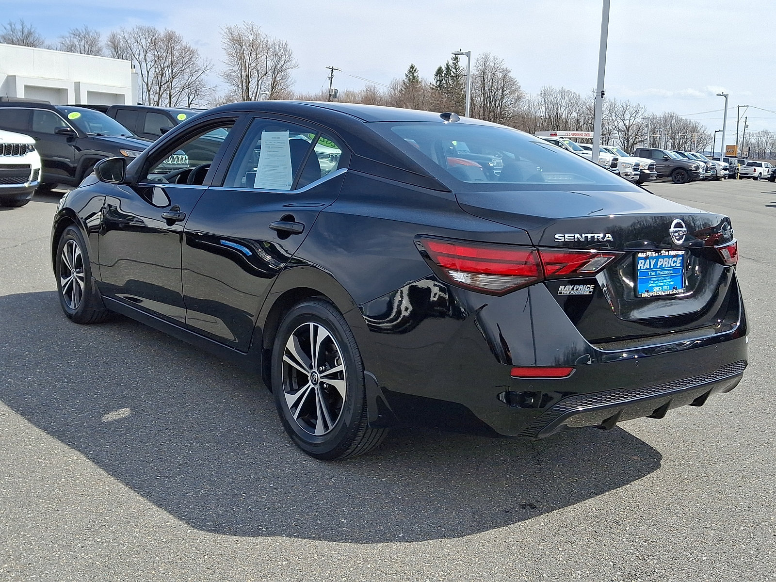 Used 2021 Nissan Sentra SV image 4