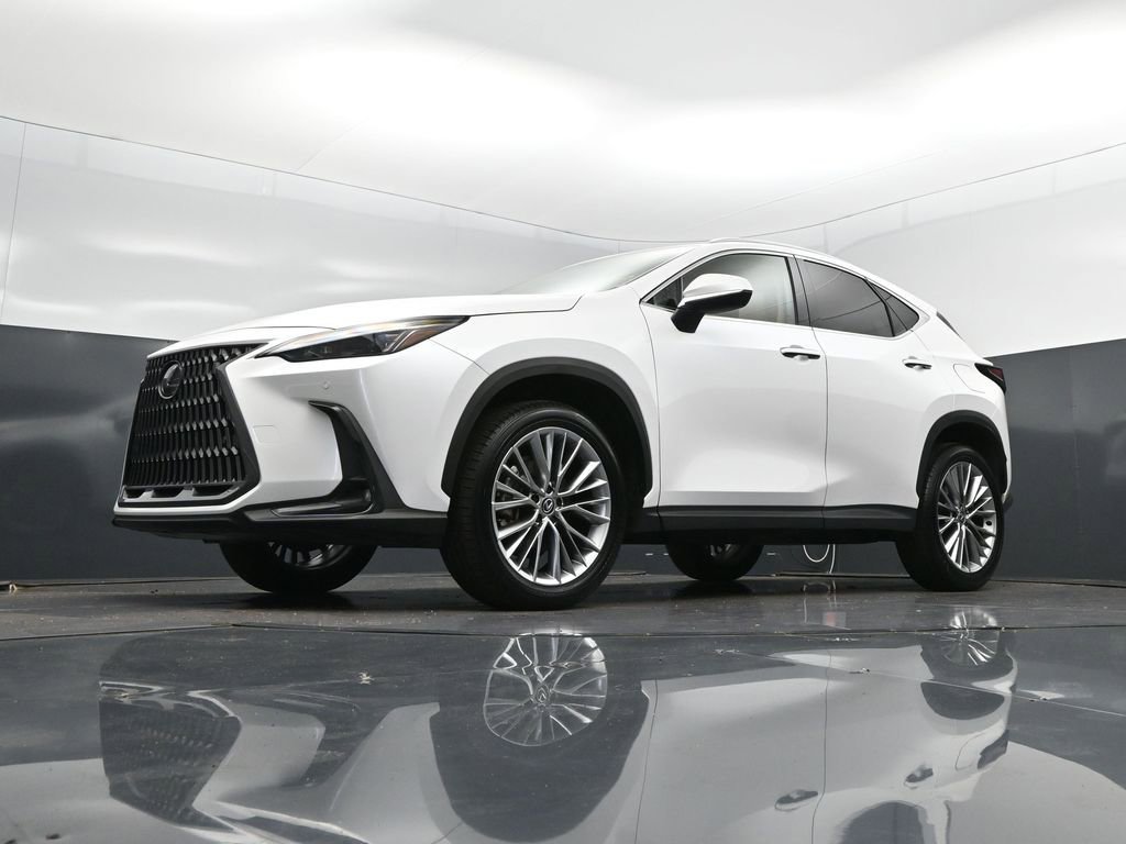 Certified 2025 Lexus NX 350 AWD w/ Accessory Package (2T) image 38