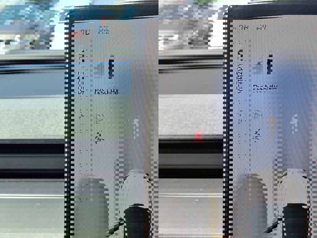 Used 2025 Tesla Model 3 Long Range image 12