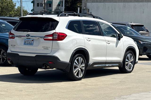 Used 2019 Subaru Ascent Limited w/ Popular Package #2 image 3