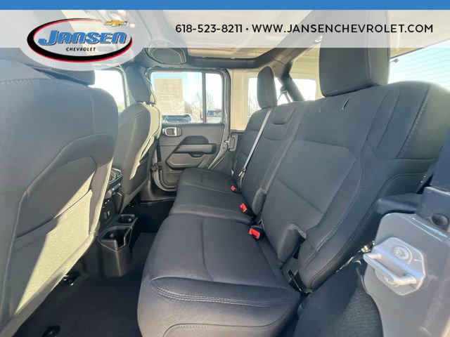 Used 2022 Jeep Wrangler Unlimited Sahara w/ Dual Top Group image 24