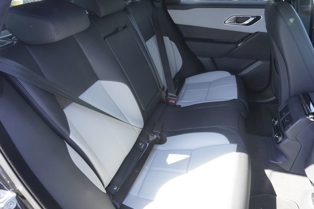 New 2026 Land Rover Range Rover Velar Dynamic SE image 27