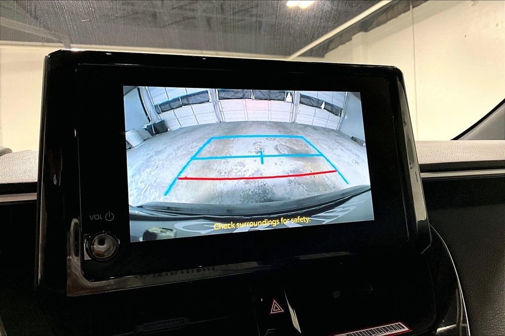 Used 2025 Toyota Corolla SE image 28