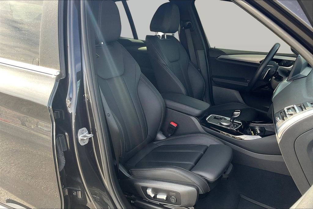 Used 2024 BMW X3 xDrive30i w/ Premium Package AWD/4WD image 28