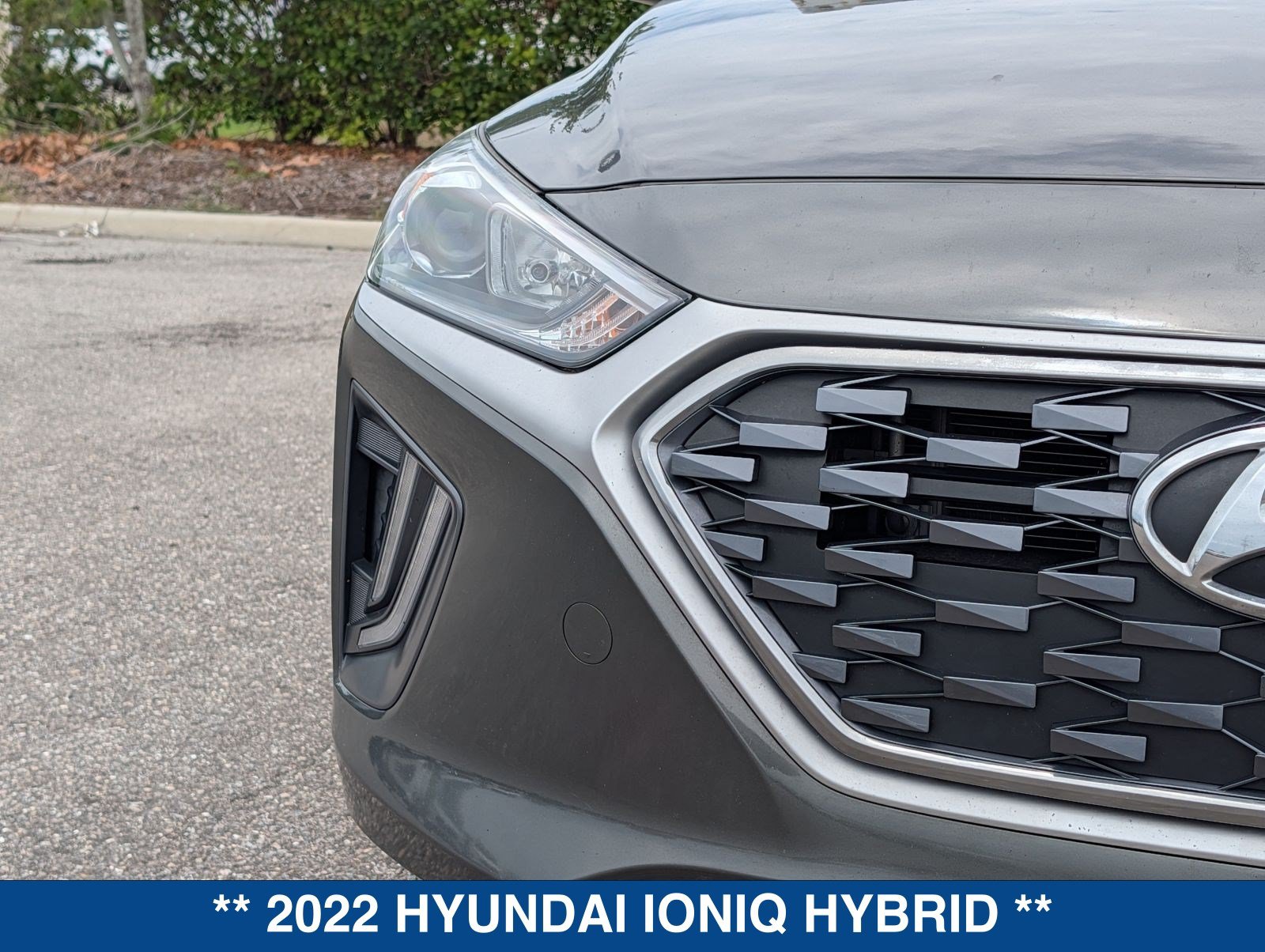 Used 2022 Hyundai Ioniq SE FWD image 10