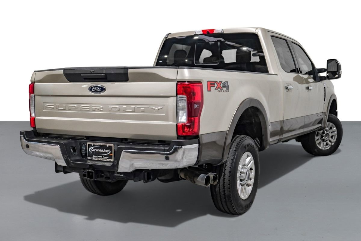 Used 2017 Ford F250 Lariat w/ Chrome Package image 6