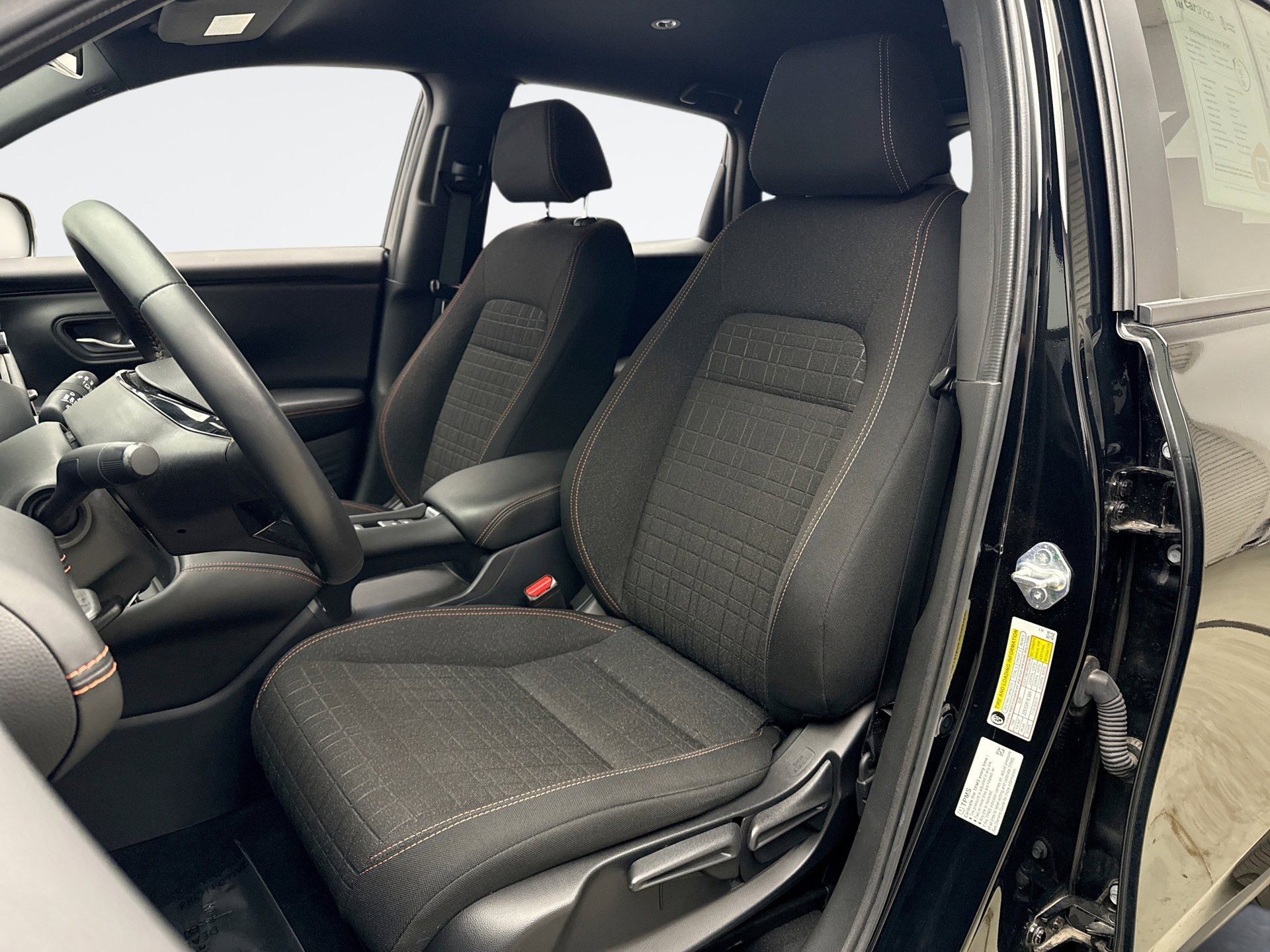 Used 2024 Honda HR-V Sport image 11